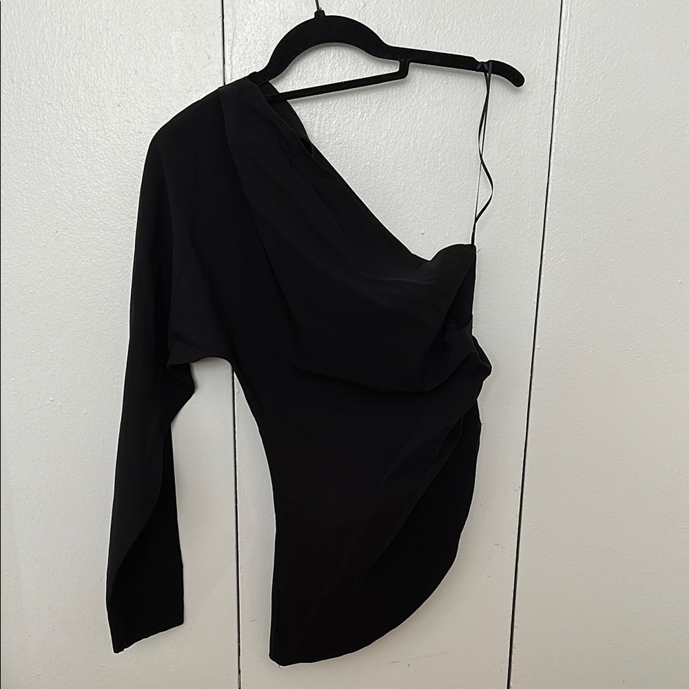Elegant Black One-Shoulder Blouse